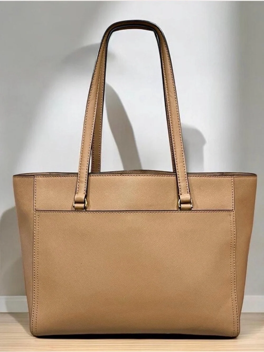 Tory Burch Robinson Camel Leather Tote Bag with Gold Hardware